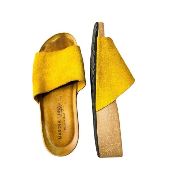 marina luna Comfort Sandals Made In Italy Slides Sz 8 Mustard Yellow Suede Wedge - Picture 2 of 8